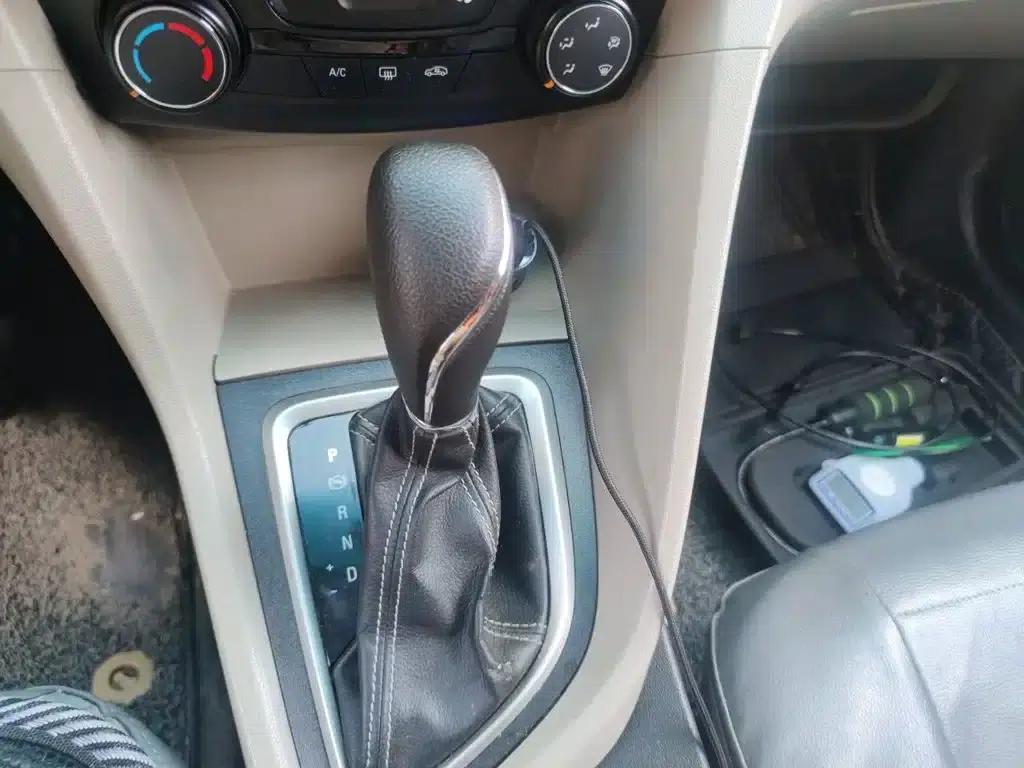 Buick Excelle 2017 15N Automatic Entry-Level Model — миниатюра 7