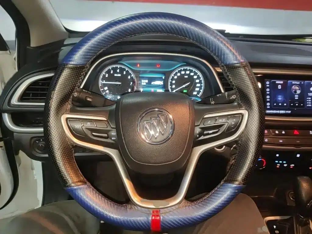 Buick Excelle 2021 Facelift Classic 1.5L Automatic Elite — миниатюра 3