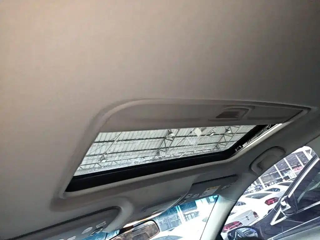 Buick Excelle 2021 Facelift Classic 1.5L Automatic Entry-Level Model — миниатюра 18
