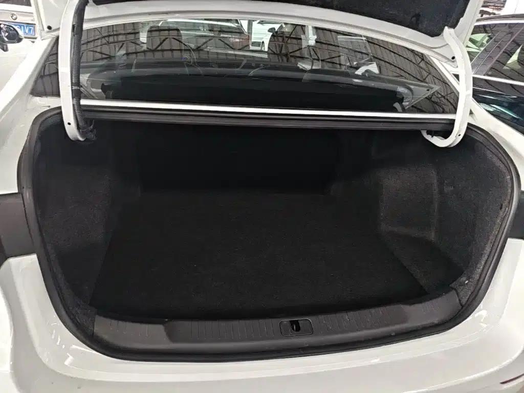 Buick Excelle 2021 Facelift Classic 1.5L Automatic Entry-Level Model — миниатюра 19