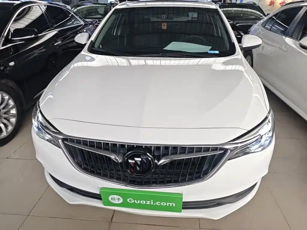 Buick Excelle 2021 Facelift Classic 1.5L Automatic Entry-Level Model — миниатюра 3