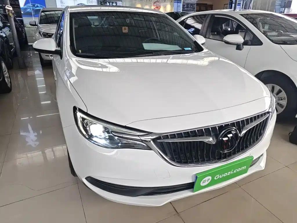 Buick Excelle 2021 Facelift Classic 1.5L Automatic Entry-Level Model — миниатюра 4