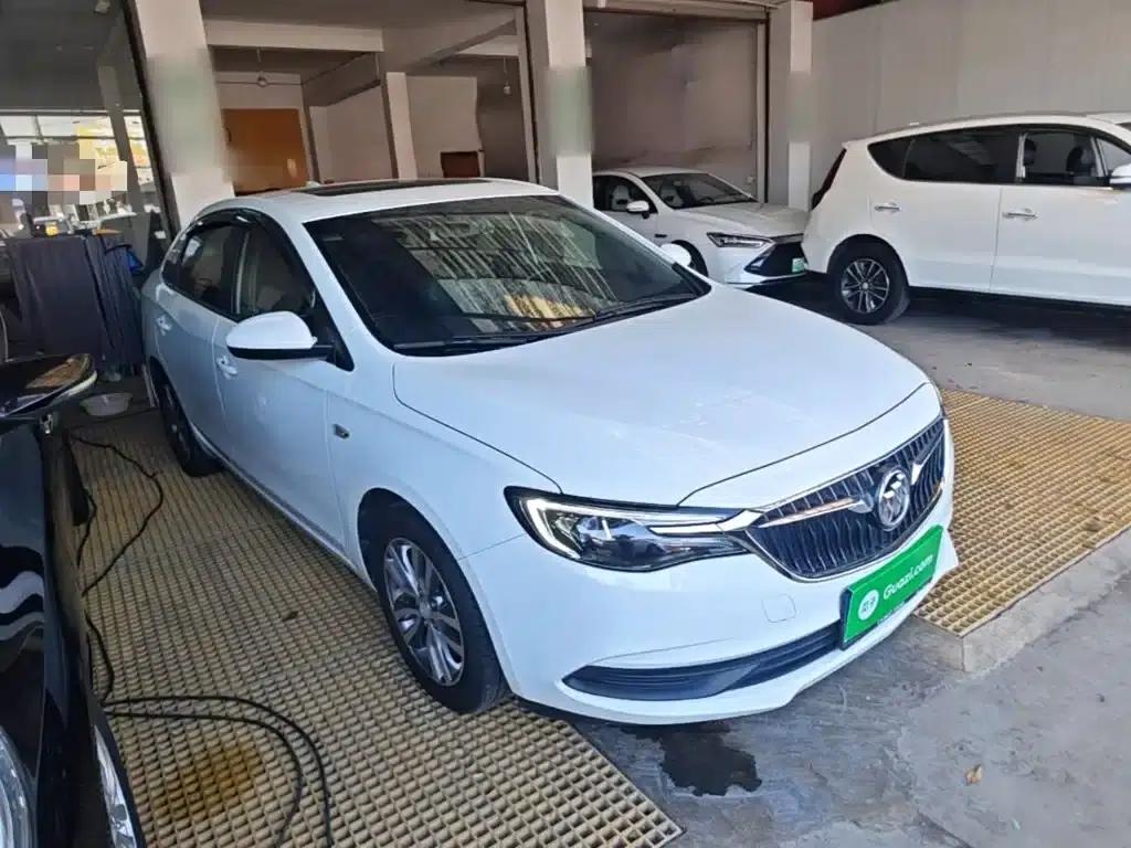 Buick Excelle 2019 18T Automatic Connected Elite (China VI Emission Standard) — миниатюра 4