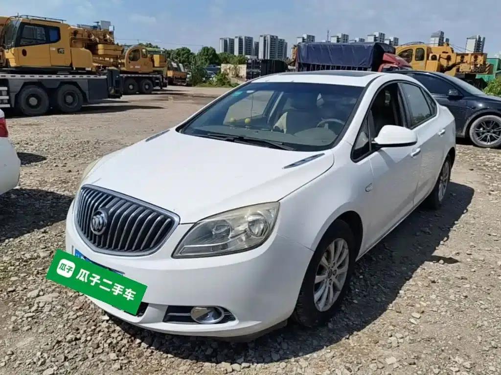 Buick Excelle GT 1.6L Automatic Fashion Edition 2013 — миниатюра 2