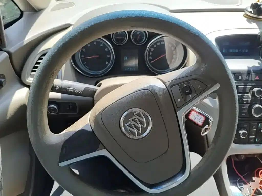 Buick Excelle GT 1.6L Automatic Fashion Edition 2013 — миниатюра 11