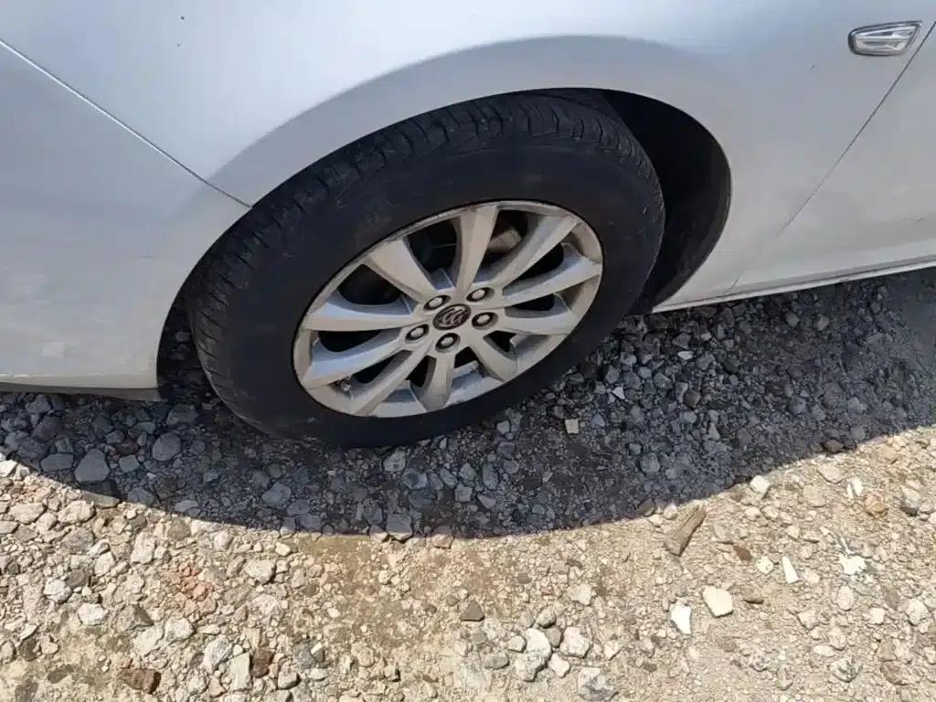 Buick Excelle GT 1.6L Automatic Fashion Edition 2013 — миниатюра 23