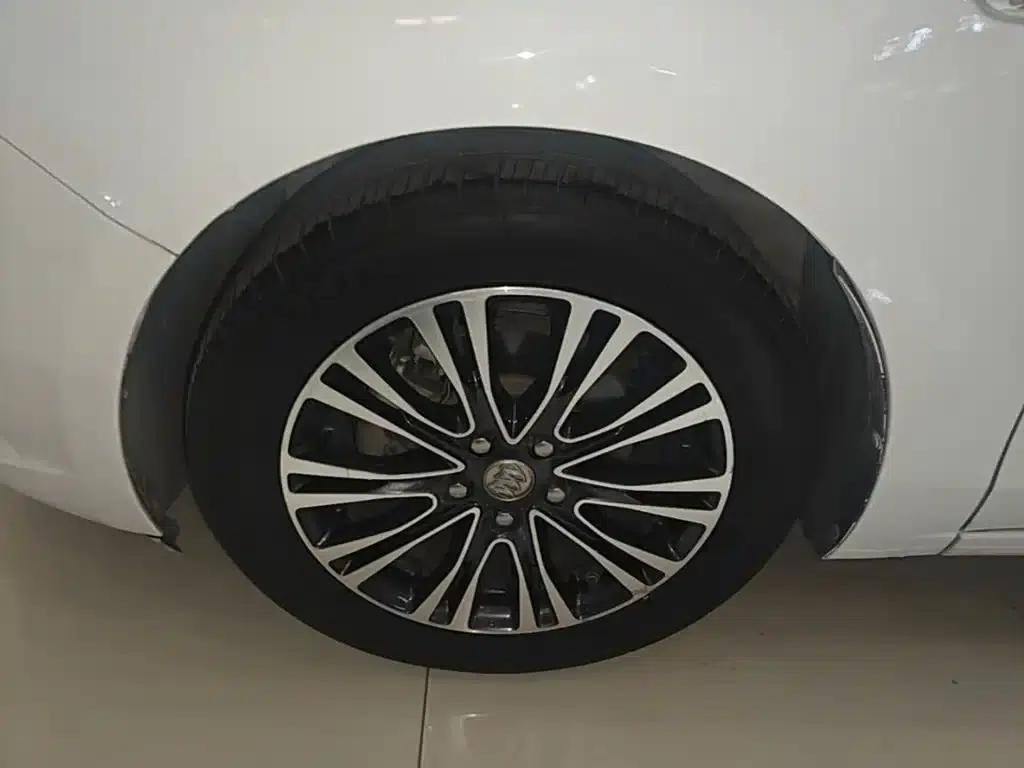 Buick Excelle 2016 18T Dual-Clutch Luxury Edition — миниатюра 25