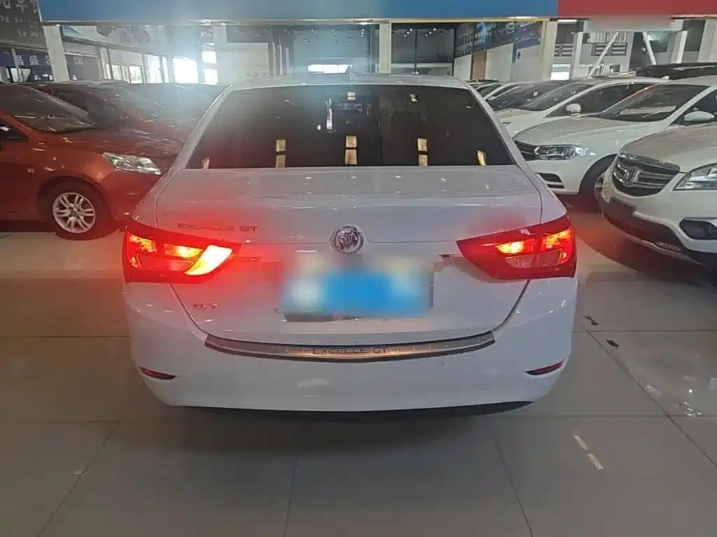 Buick Excelle 2016 18T Dual-Clutch Luxury Edition — миниатюра 4