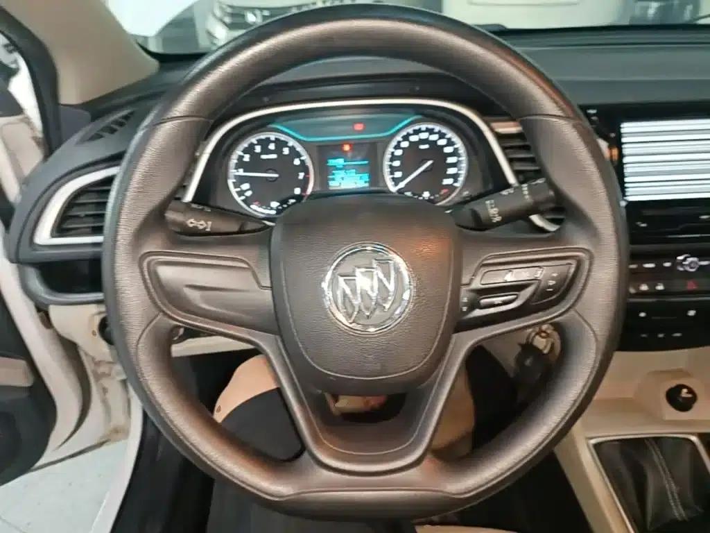 Buick Excelle 2015 15N Manual Entry-level — миниатюра 11