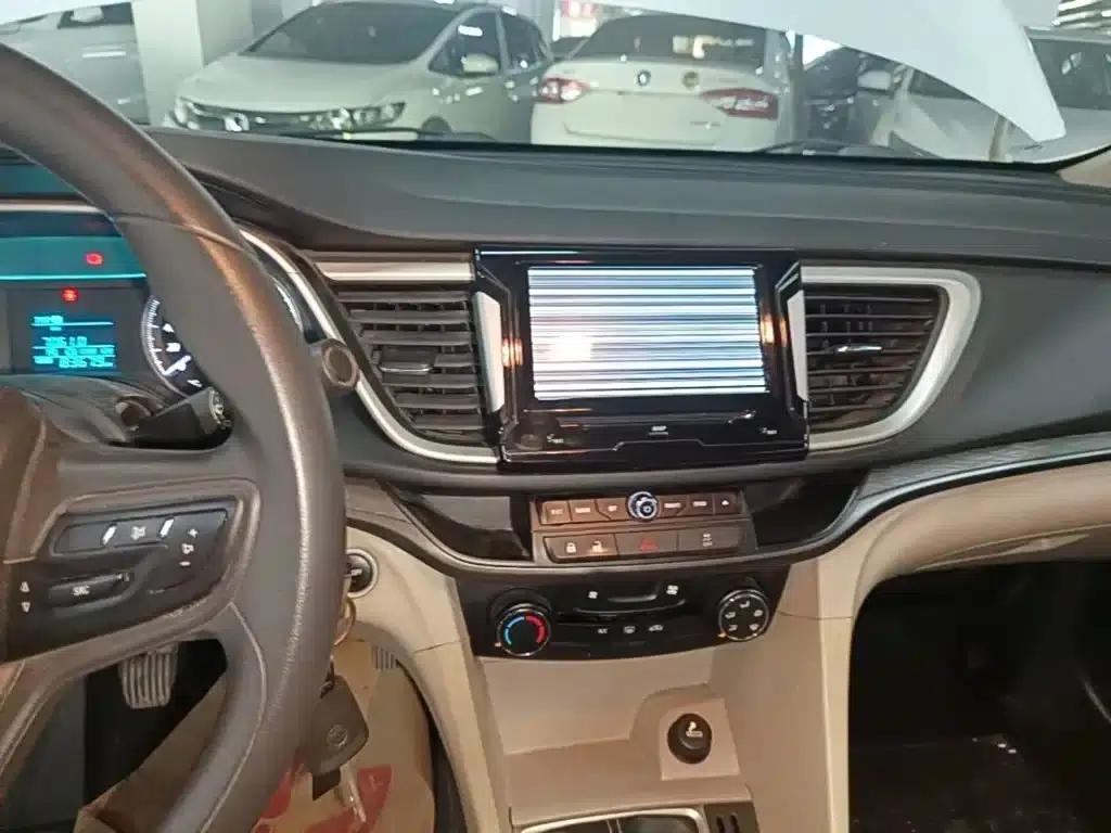 Buick Excelle 2015 15N Manual Entry-level — миниатюра 13