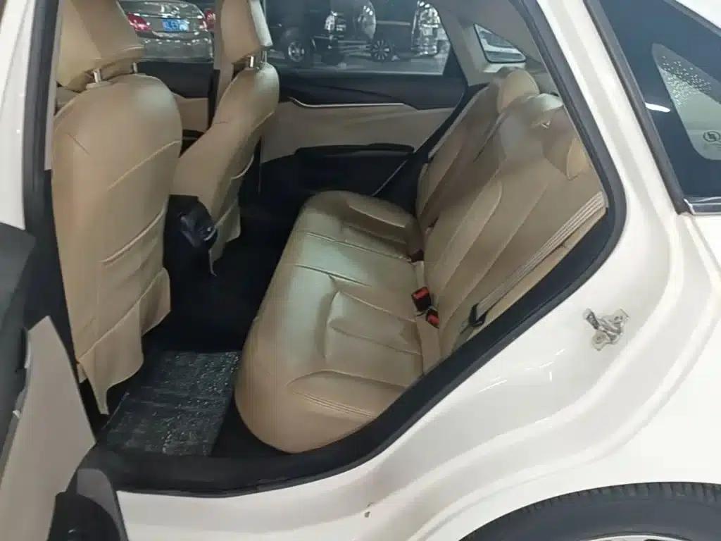 Buick Excelle 2015 15N Manual Entry-level — миниатюра 17