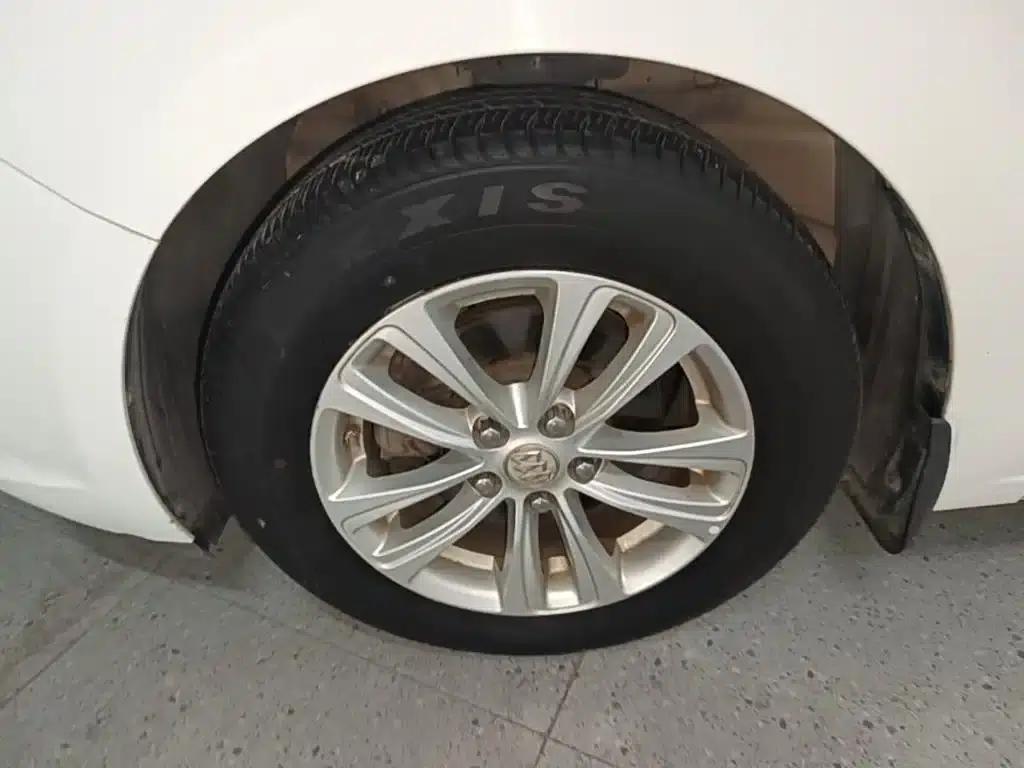 Buick Excelle 2015 15N Manual Entry-level — миниатюра 23