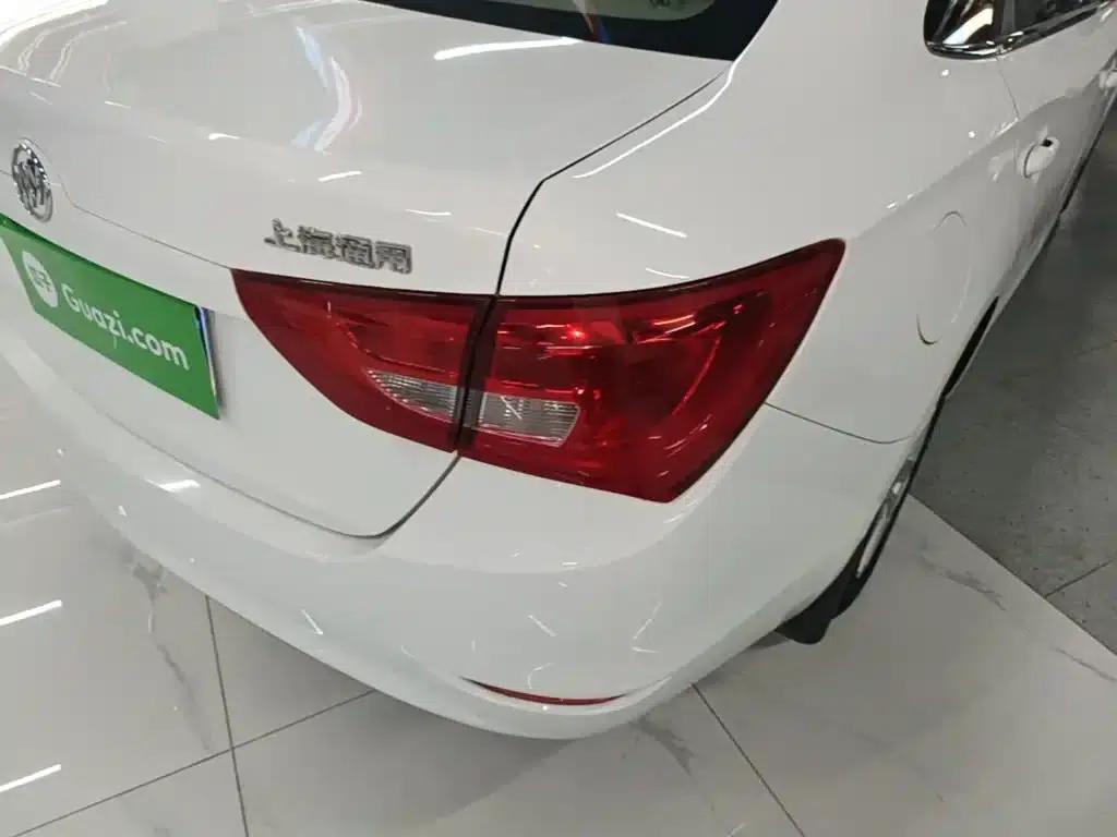 Buick Excelle 2015 15N Manual Entry-level — миниатюра 8