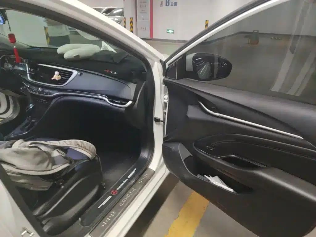 Buick Excelle 2015 15N Automatic Luxury — миниатюра 22