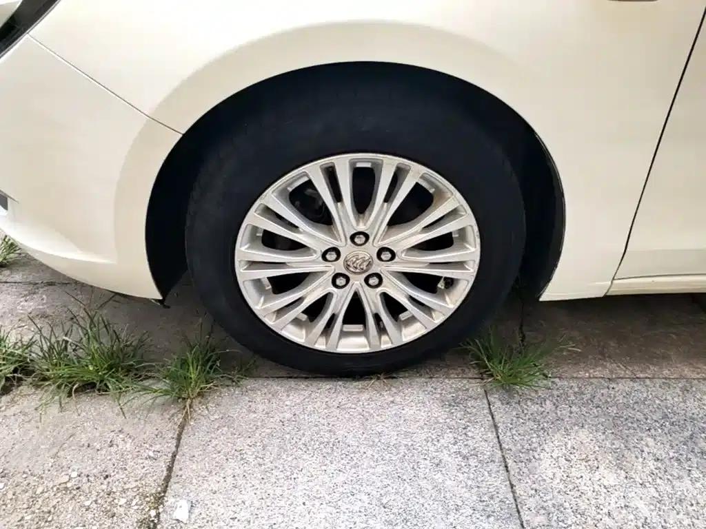 Buick Excelle 2017 15N Automatic Elite — миниатюра 23