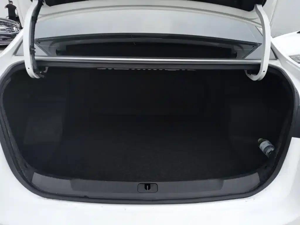 Buick Excelle 2021 Facelift Classic 1.5L Automatic Entry-Level Model — миниатюра 19
