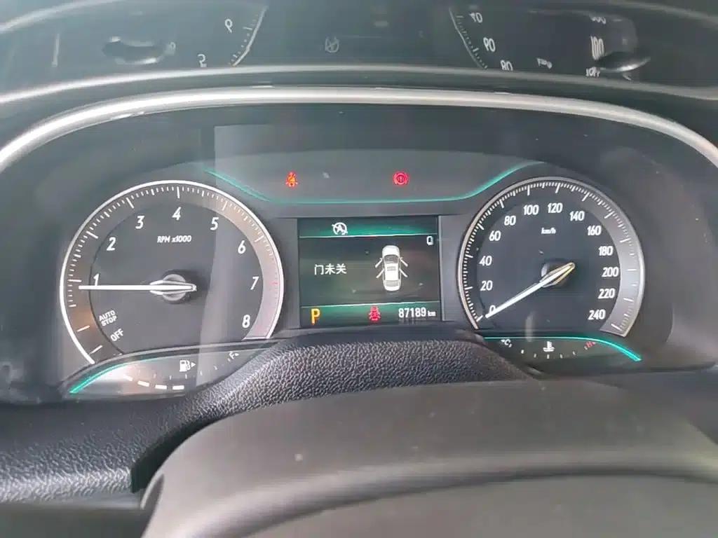 Buick Excelle 2015 15N Automatic Elite — миниатюра 12