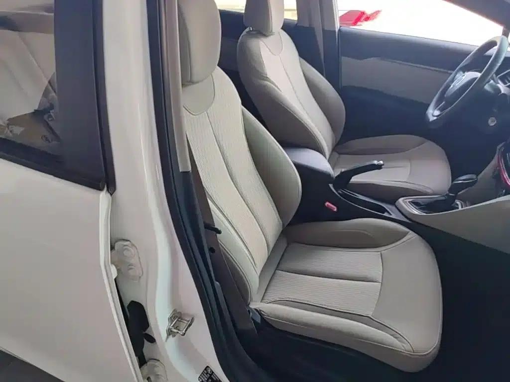 Buick Excelle 2015 15N Automatic Elite — миниатюра 25