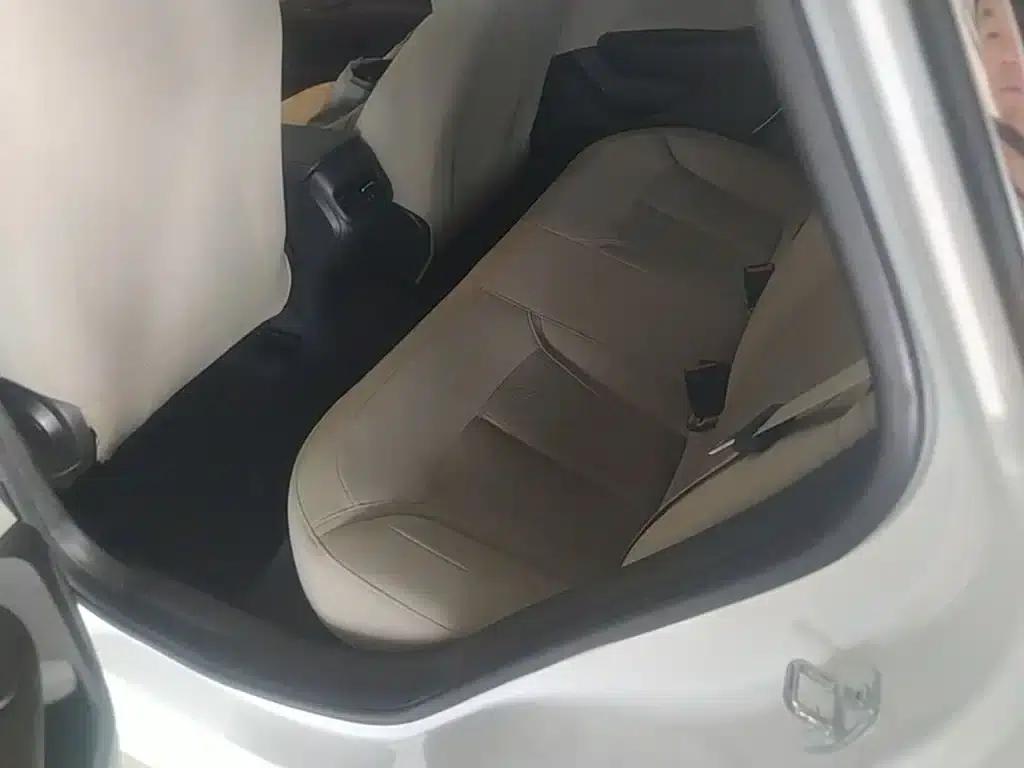 Buick Excelle 2019 15T Dual-Clutch Entry-Level Model (China VI Emission Standard) — миниатюра 17