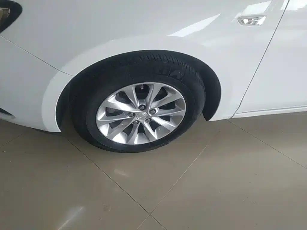 Buick Excelle 2019 15T Dual-Clutch Entry-Level Model (China VI Emission Standard) — миниатюра 23