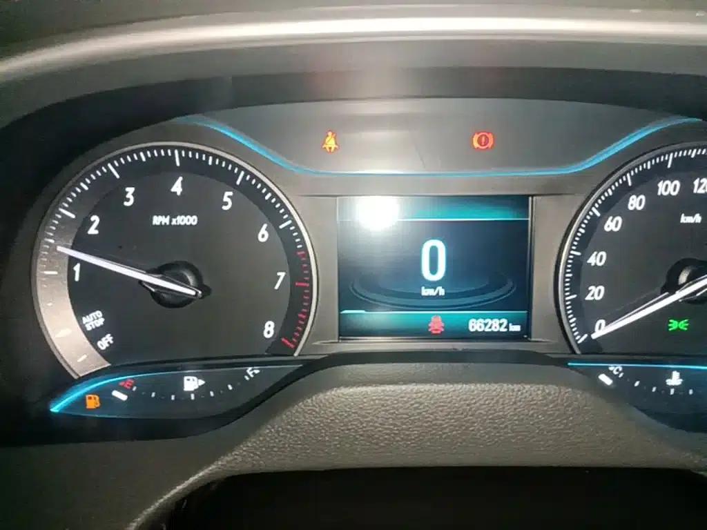 Buick Excelle 2019 15T Manual Elite (China VI Emission Standard) — миниатюра 12