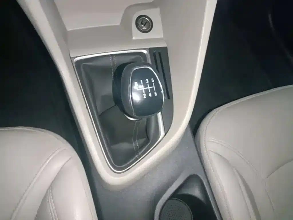 Buick Excelle 2019 15T Manual Elite (China VI Emission Standard) — миниатюра 14