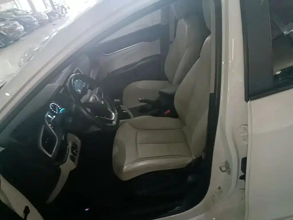 Buick Excelle 2019 15T Manual Elite (China VI Emission Standard) — миниатюра 15