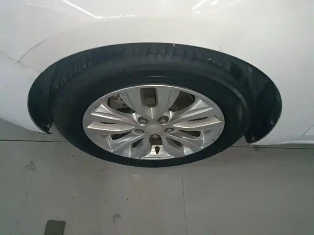 Buick Excelle 2019 15T Manual Elite (China VI Emission Standard) — миниатюра 23
