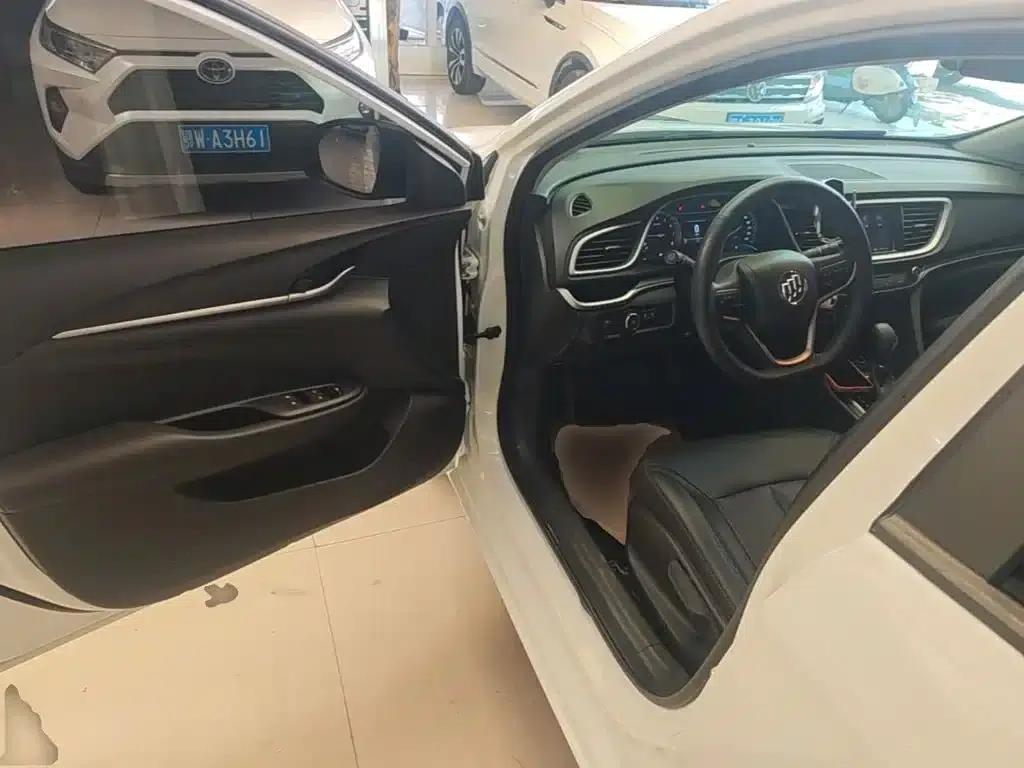 Buick Excelle 2021 Facelift Classic 1.5L Automatic Elite — миниатюра 16