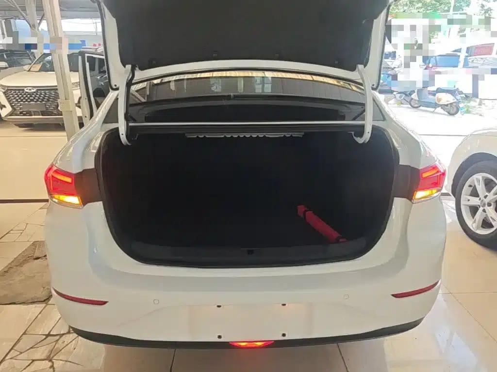 Buick Excelle 2021 Facelift Classic 1.5L Automatic Elite — миниатюра 19