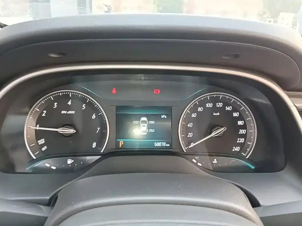 Buick Excelle 2021 Facelift Classic 1.5L Automatic Elite — миниатюра 12