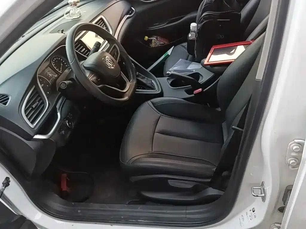 Buick Excelle 2021 Facelift Classic 1.5L Automatic Elite — миниатюра 15