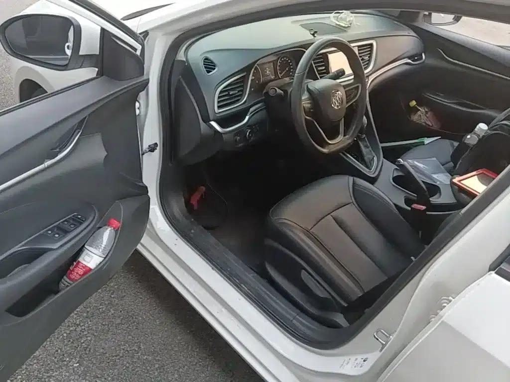Buick Excelle 2021 Facelift Classic 1.5L Automatic Elite — миниатюра 16