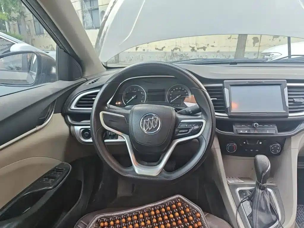 Buick Excelle 2015 15N Automatic Elite — миниатюра 3