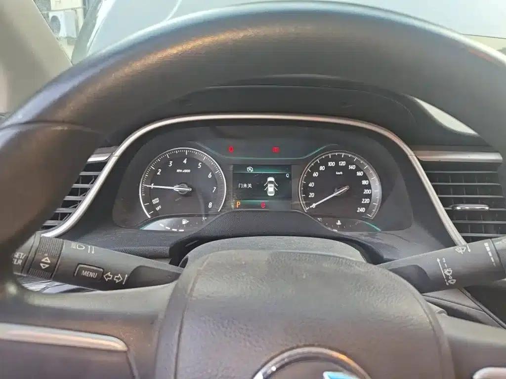 Buick Excelle 2015 15N Automatic Elite — миниатюра 4