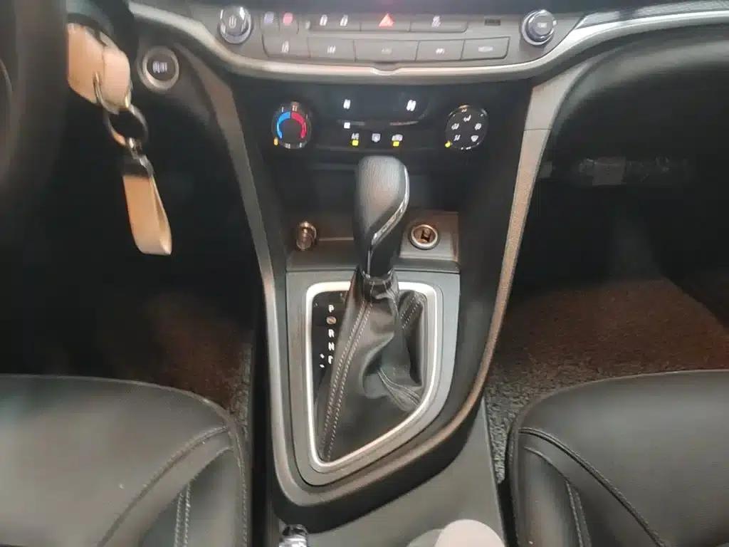 Buick Excelle 2021 1.3T Automatic Mild Hybrid Elite — миниатюра 14