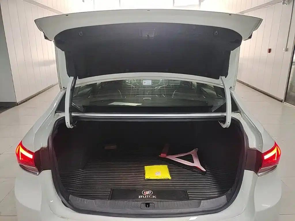 Buick Excelle 2021 1.3T Automatic Mild Hybrid Elite — миниатюра 19