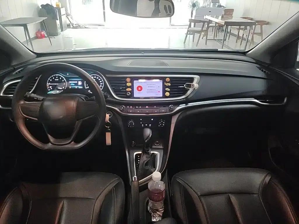 Buick Excelle 2021 1.3T Automatic Mild Hybrid Elite — миниатюра 10