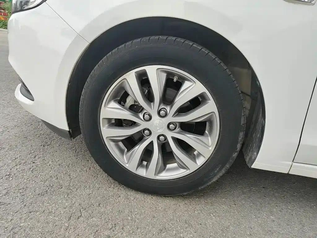 Buick Excelle 2019 18T Automatic Connected Elite (China VI Emission Standard) — миниатюра 23