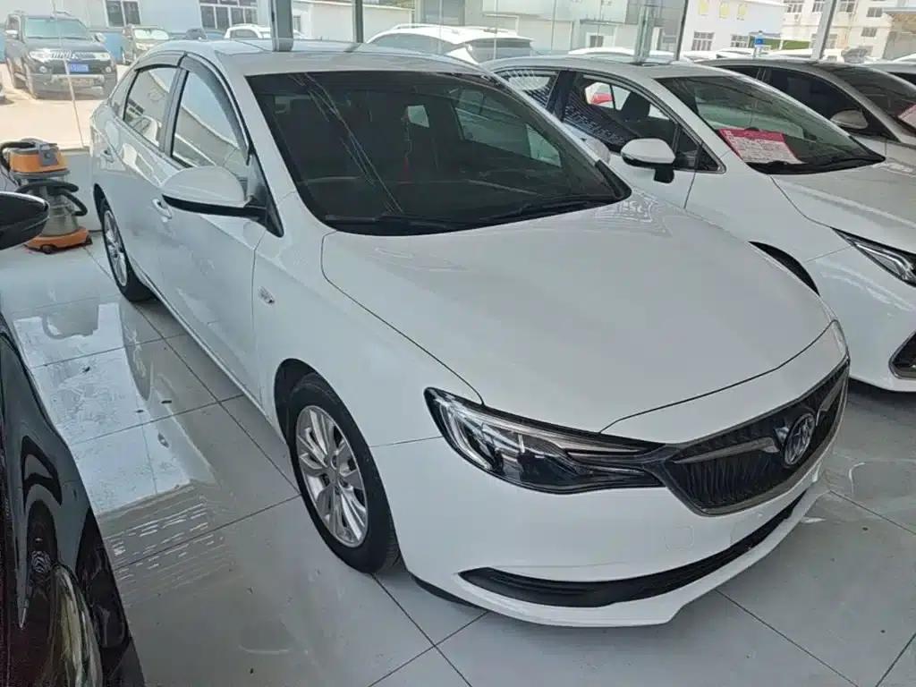 Buick Excelle 2021 Classic 1.5L Automatic Elite — миниатюра 4