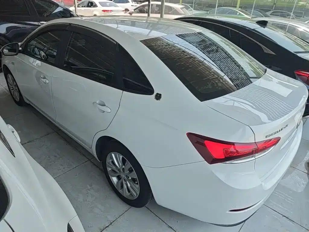 Buick Excelle 2021 Classic 1.5L Automatic Elite — миниатюра 5