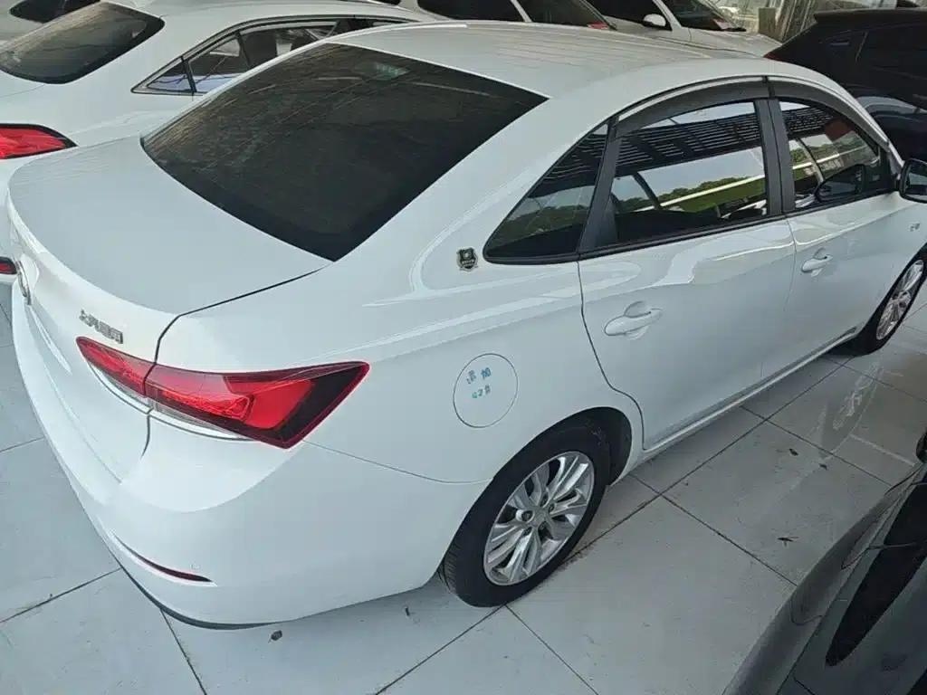 Buick Excelle 2021 Classic 1.5L Automatic Elite — миниатюра 7
