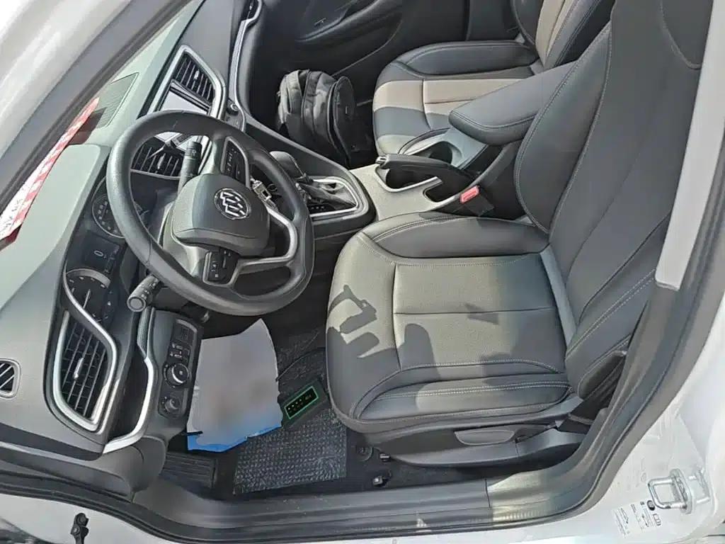 Buick Excelle 2021 Facelift Classic 1.5L Automatic Elite — миниатюра 15