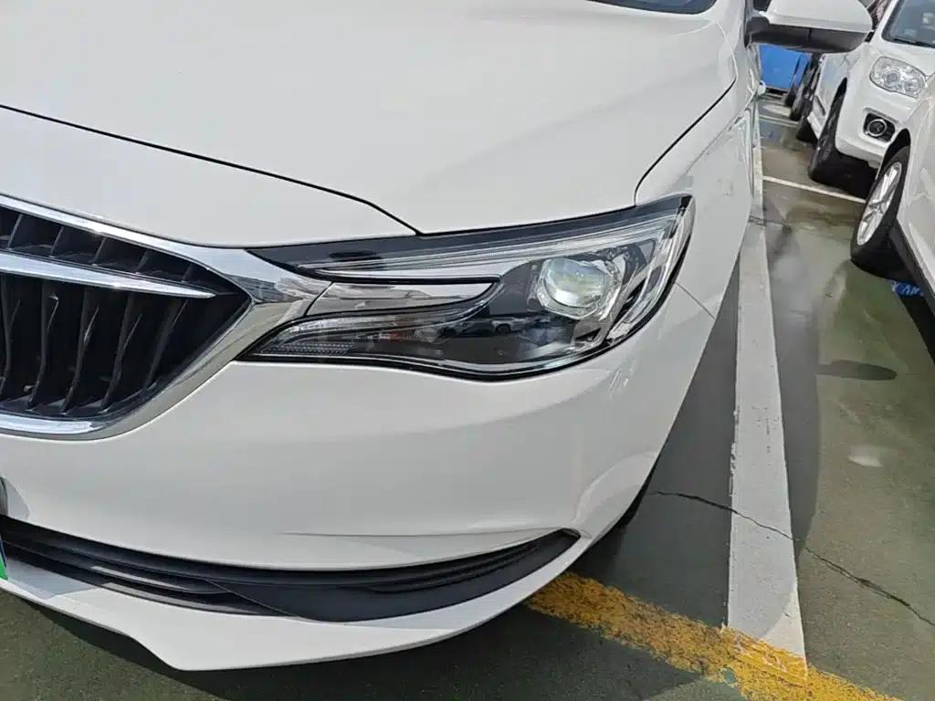 Buick Excelle 2021 Facelift Classic 1.5L Automatic Elite — миниатюра 24