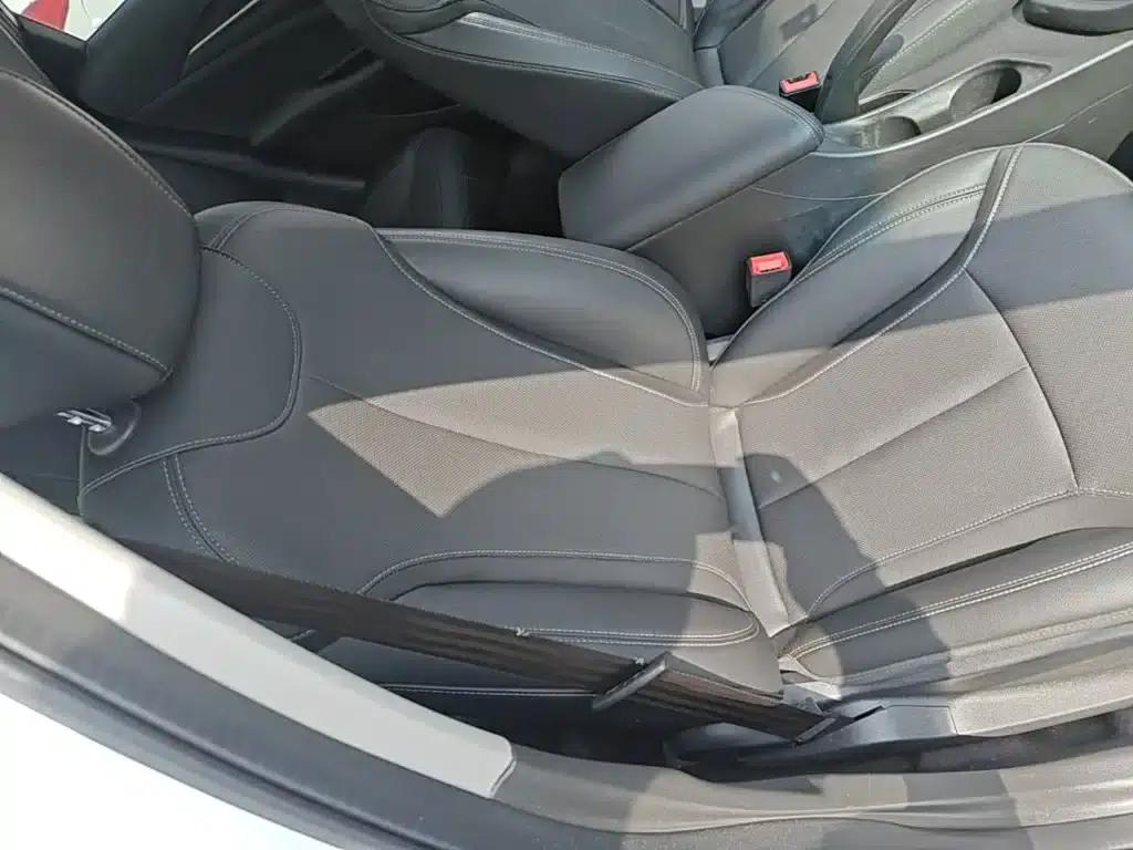 Buick Excelle 2021 Facelift Classic 1.5L Automatic Elite — миниатюра 25
