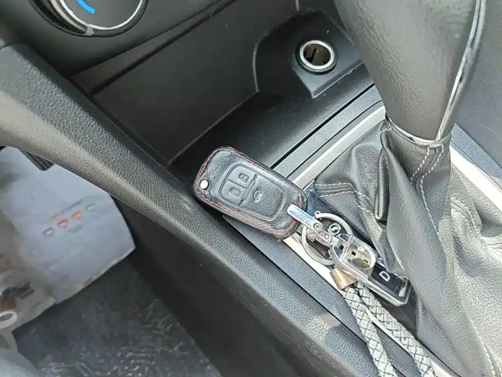 Buick Excelle 2021 Facelift Classic 1.5L Automatic Elite — миниатюра 9