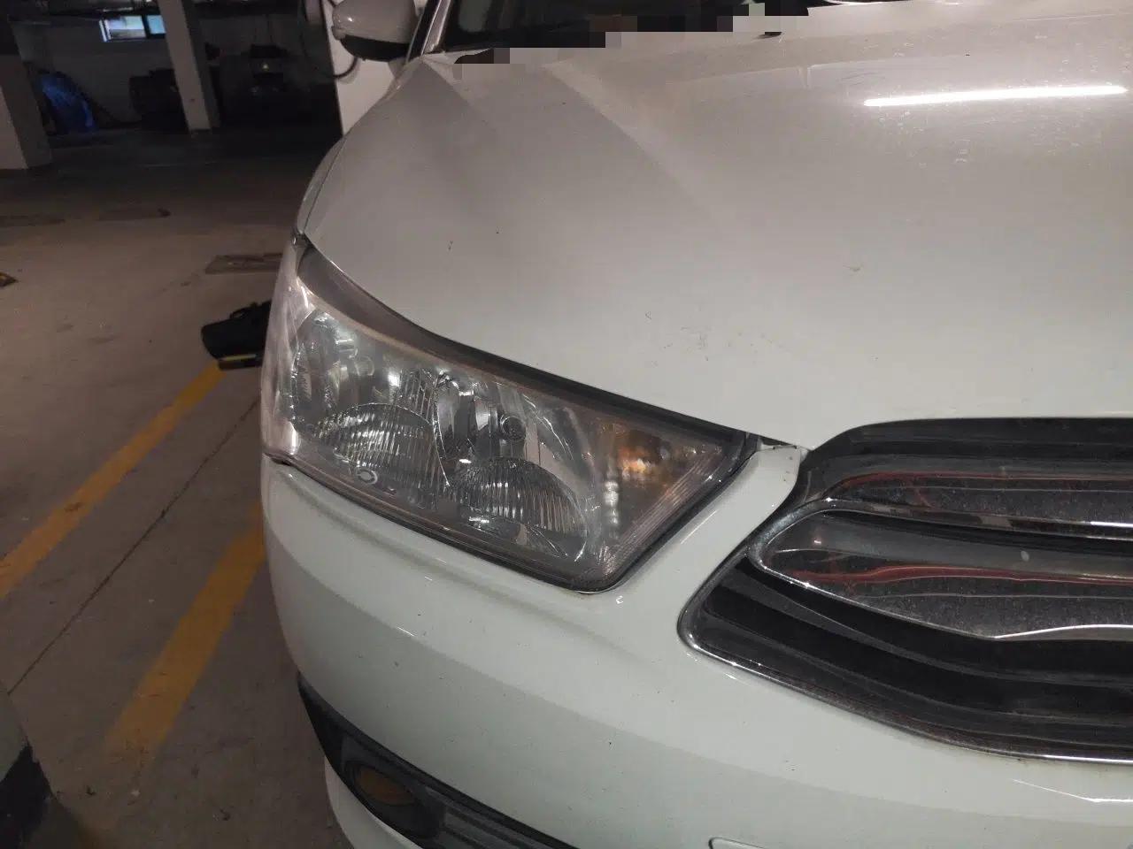 Citroen C-Quatre 2012 Sedan 1.6L Automatic Enjoyment Model — миниатюра 7