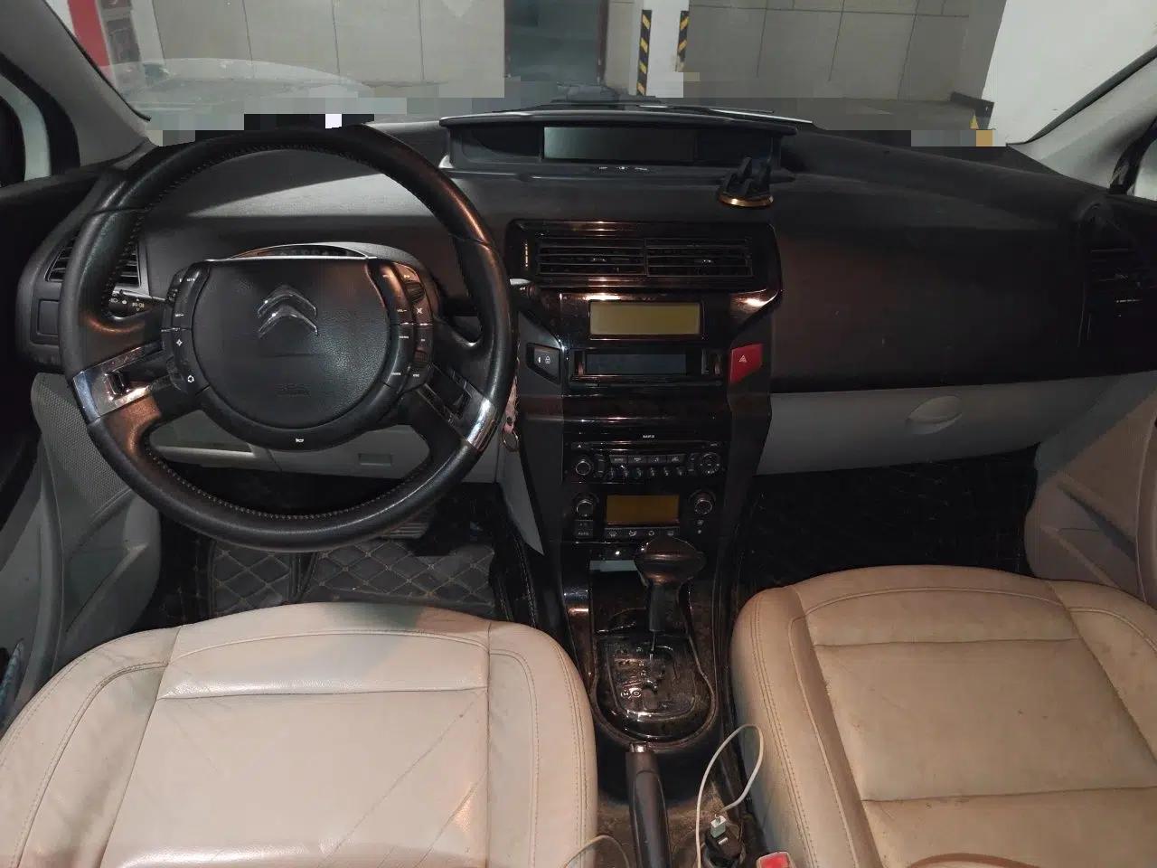 Citroen C-Quatre 2012 Sedan 1.6L Automatic Enjoyment Model — миниатюра 9