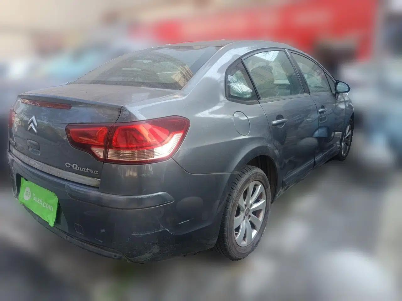 Citroen C-Quatre 2010 Sedan 1.6L Automatic Shangle Edition — миниатюра 6