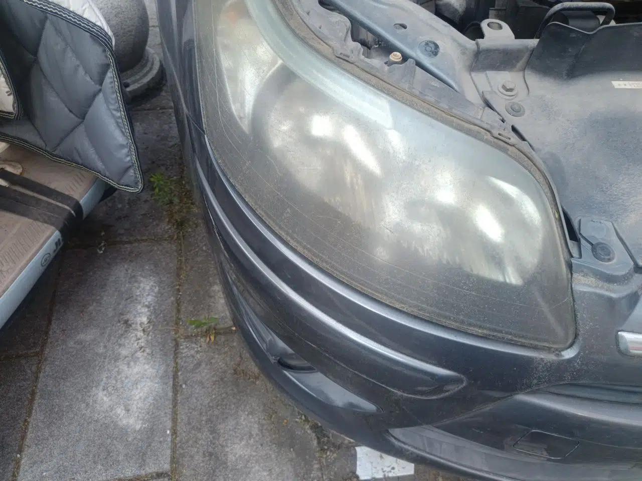 Citroen C-Quatre 2010 Sedan 1.6L Automatic Shangle Edition — миниатюра 7